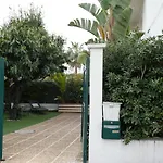 Διαμέρισμα Avec Jardin, A 200m De La Villeneuve-Loubet